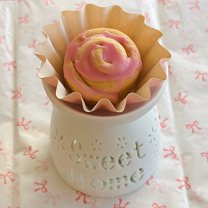 Strawberry Cream Rolls