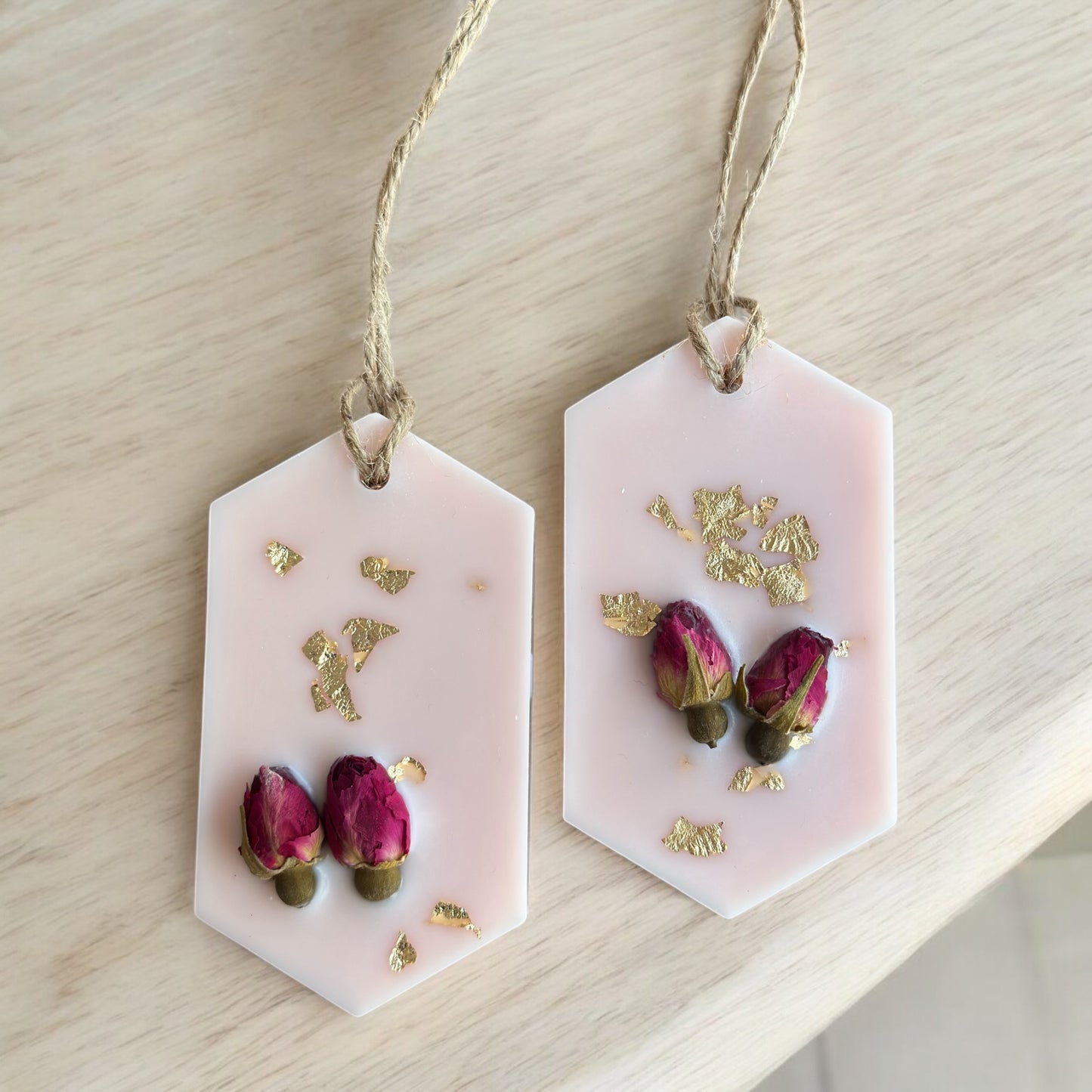Roses &amp; Gold